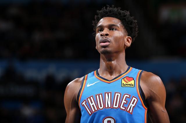 意甲半场：穆哈雷莫维奇传射，萨索洛暂2-1佛罗伦萨