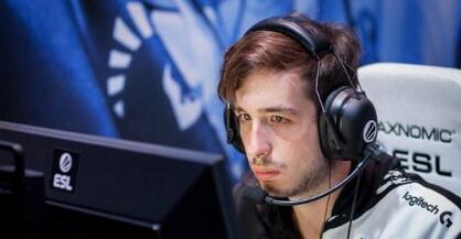 记者：孔蒂想回尤文，已经与基耶利尼进行初步接触