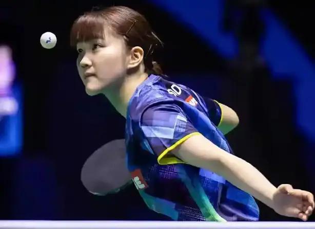 场中保持竞 场中保持竞